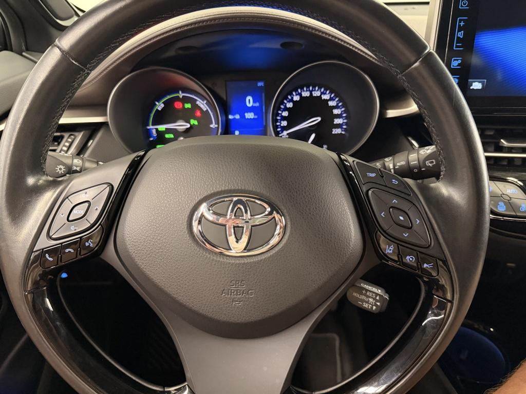 Toyota C-hr 1.8 hybrid executive