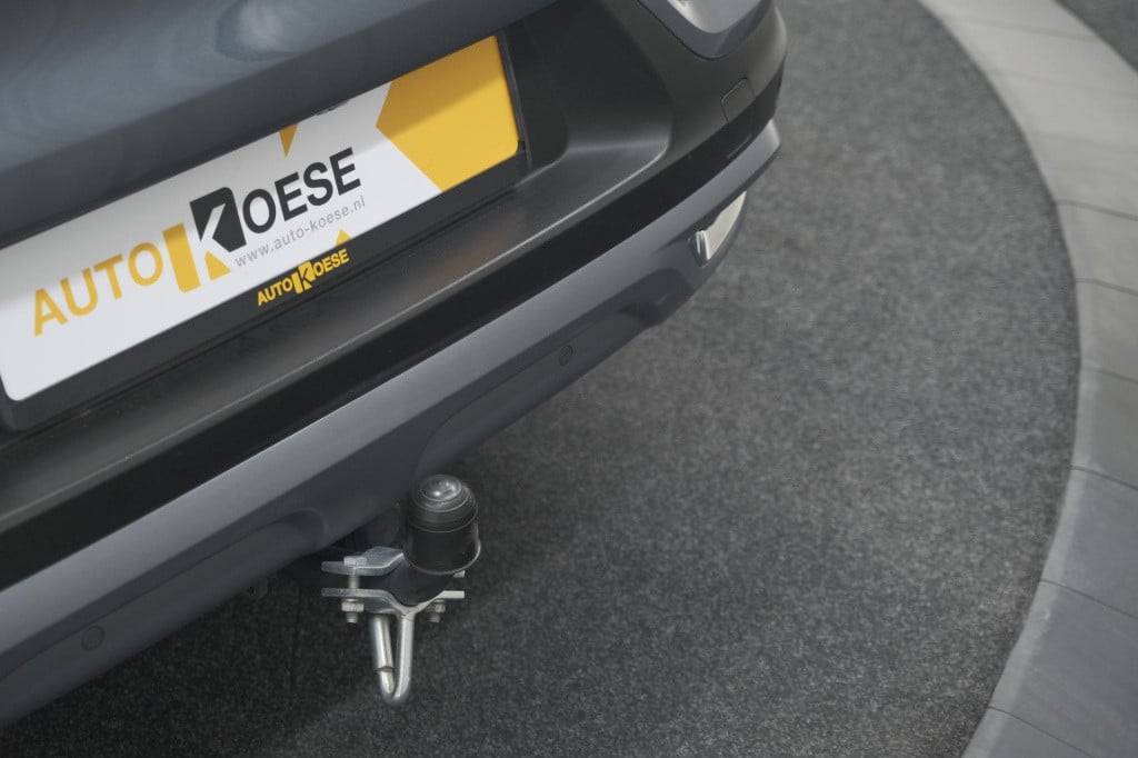 Renault Kadjar tce 140 intens | trekhaak | camera | dodehoek | pack leder |
