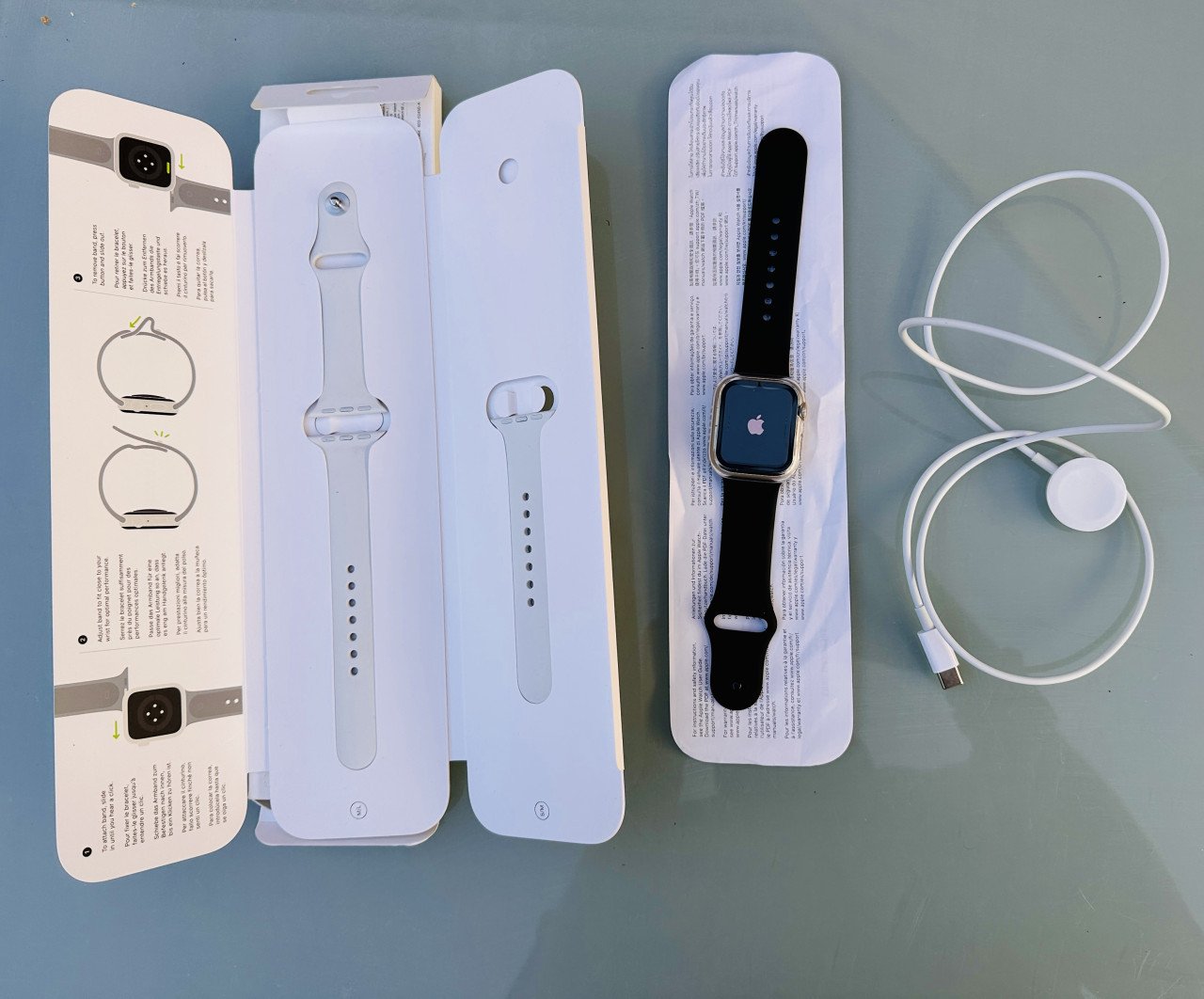 Apple Watch Series 9, 41mm GPS, Cellular, Aluminium, Starlight.