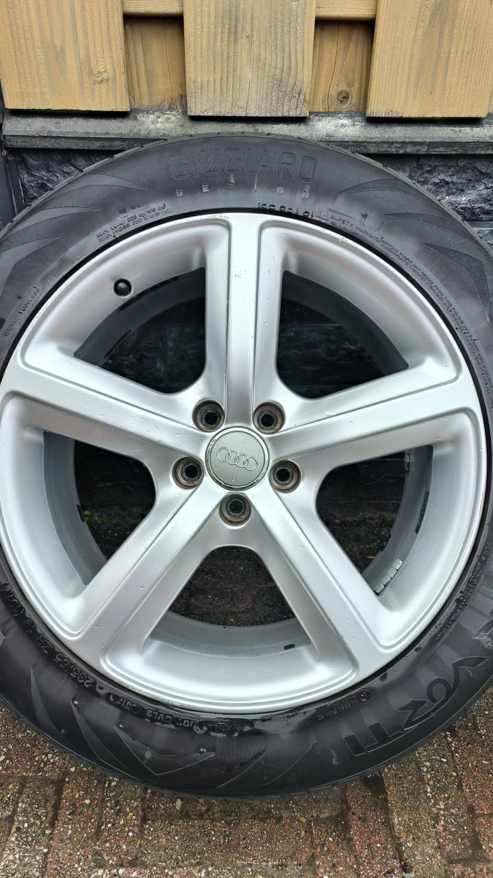 19" Originele velgen Audi Q5 2010 8Jx19 ET39