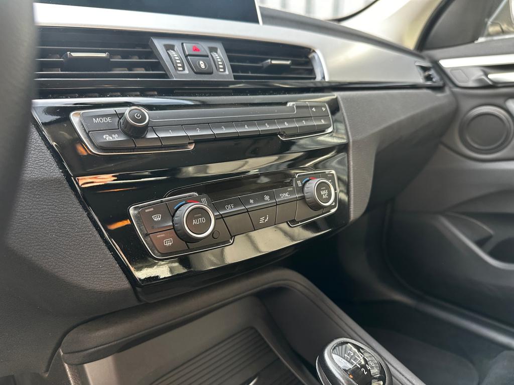 BMW X1 s drive 18i leder | navi | 17" lm