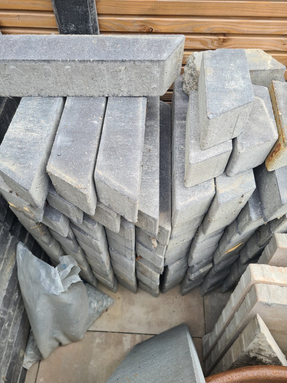 Betontegel Noorse punt Antreciet 40x8x8