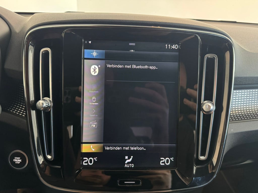 Volvo XC40 1.5 t4 recharge r-design