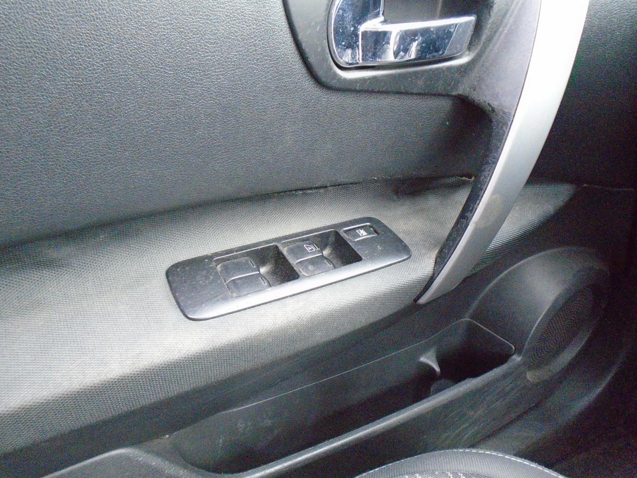 Nissan Qashqai 1.6 Acenta APK 06 2027