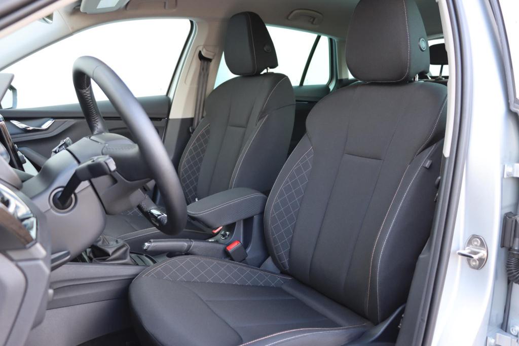 Skoda Scala 1.0 tsi ambition dsg7 110pk | parkeersensoren | dab+ | carplay 