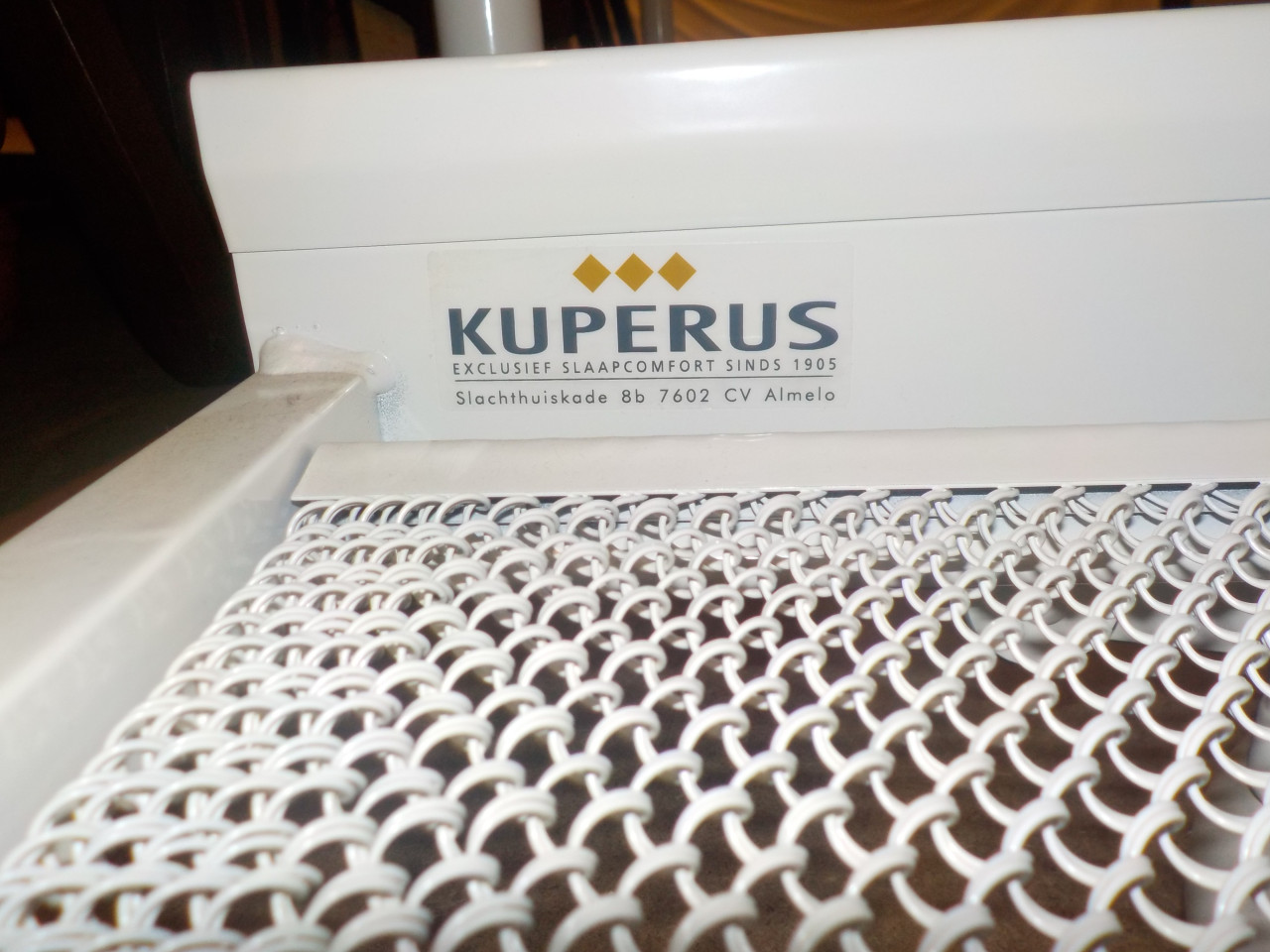 Kuperus Krato duobed + 2 Rhone matrassen 80  x 200 cm in zeer goede staat