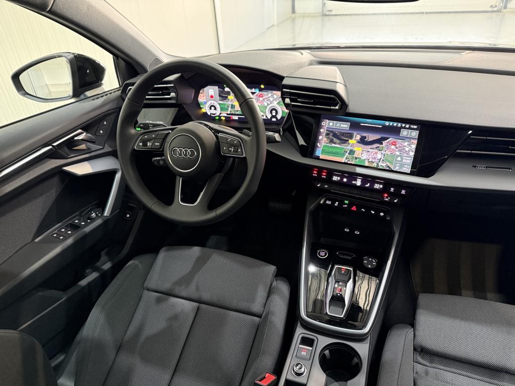 Audi A3 sportback 45 tfsi e 272pk s edition | pano dak | zwart optiek | acc