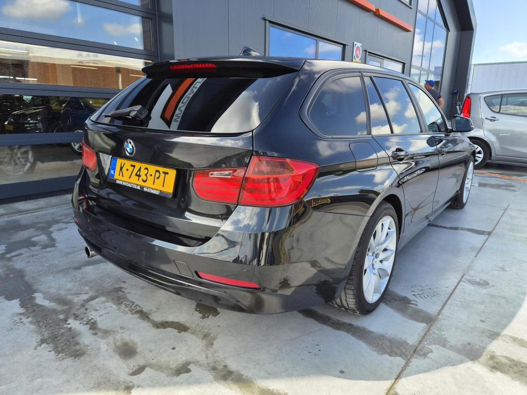 BMW 3-serie touring 320i executive