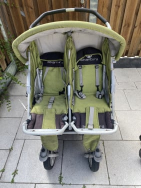 Dubbele wandelwagen