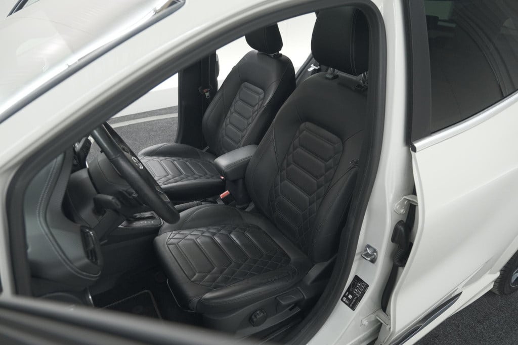 Ford Puma 1.0 ecoboost st-line x vignale | trekhaak | panoramadak | leer | 