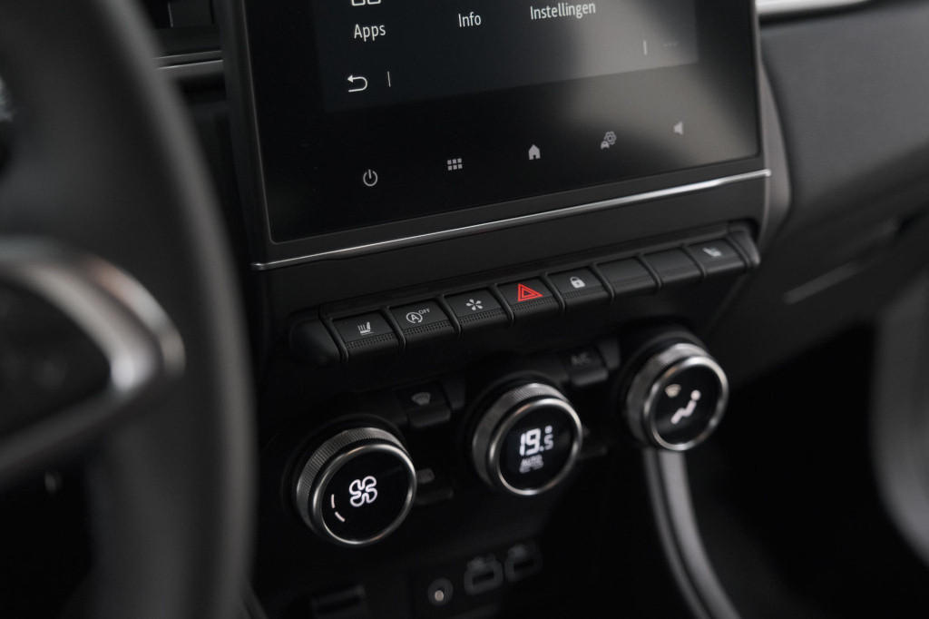 Renault Captur mild hybrid 140 edc techno | pack winter | camera | navigati