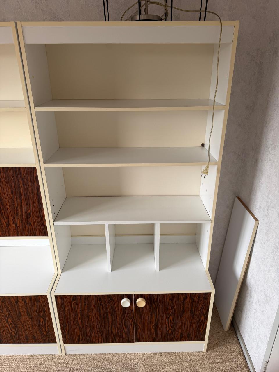 Drie Vintage Wandmeubels 3 x 87x44x175 cm