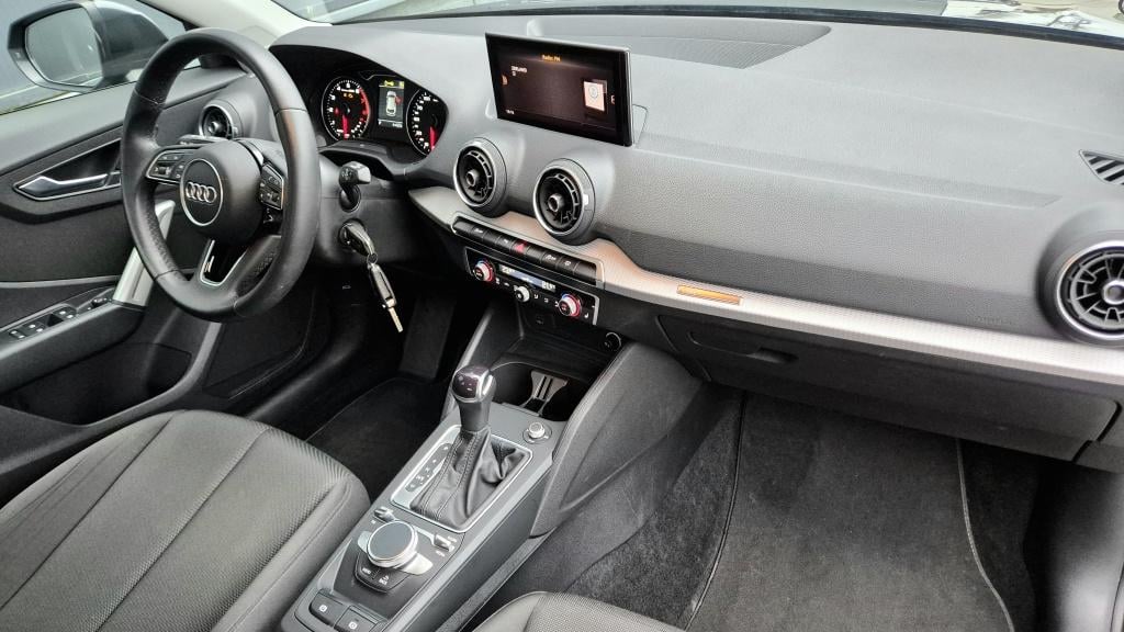 Audi Q2 35 tfsi advanced prestige | led matrix | navi | clima | trekhaak