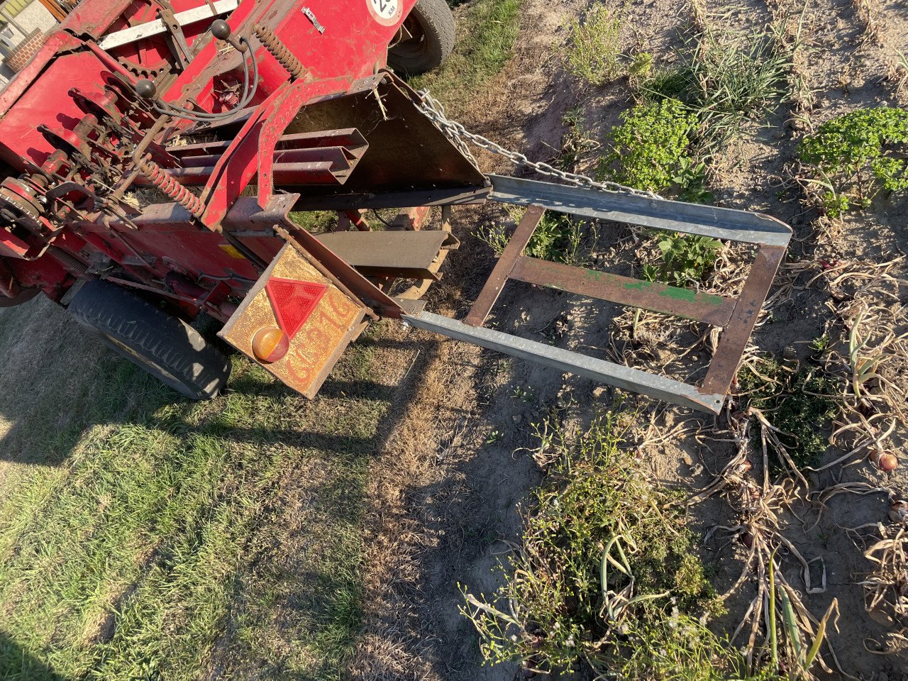 New Holland 278