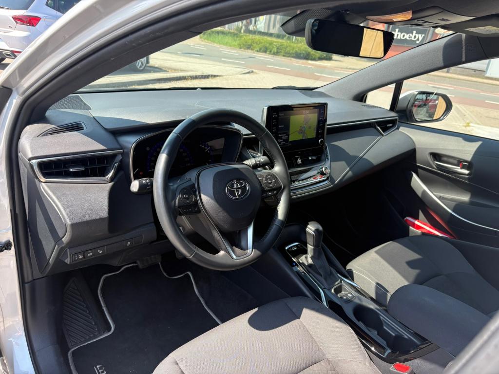 Toyota Corolla Touring Sports 1.8 hybrid dynamic