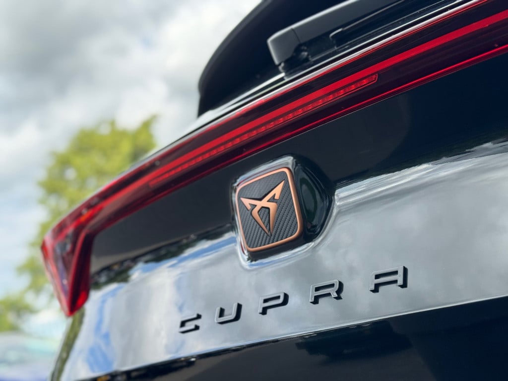 Cupra Formentor 1.5 tsi * camera * sfeerverlichting * navigatie * acc