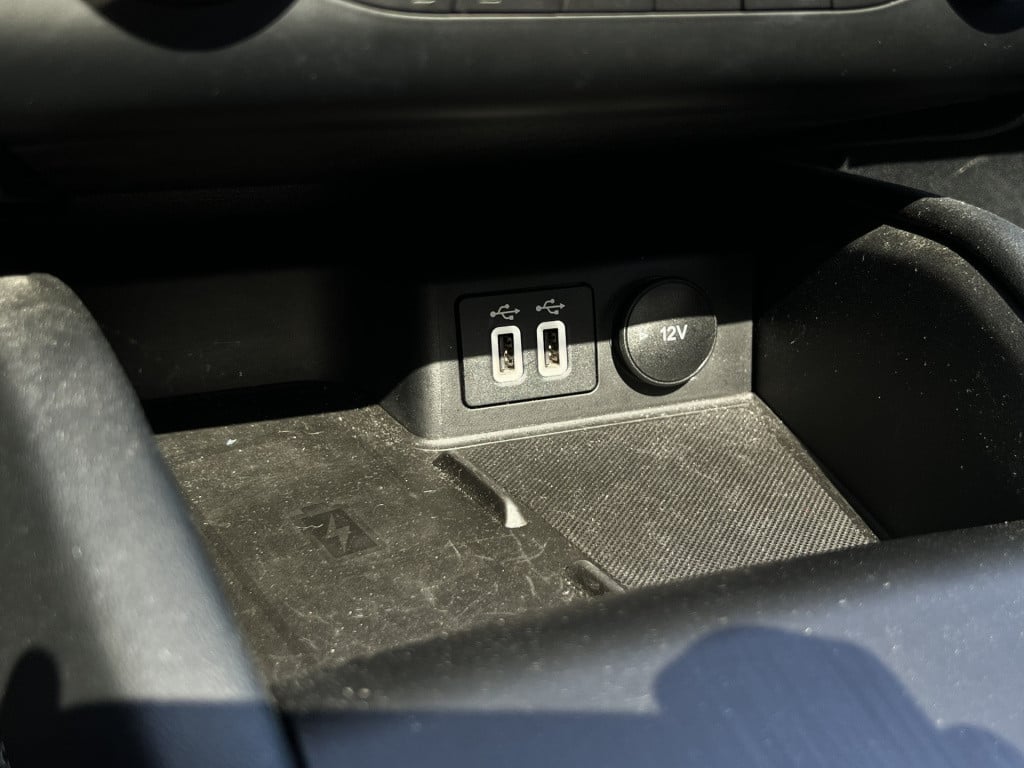 Ford Kuga 2.5 phev vignale | camera | trekhaak | panorama dak | apple/ andr