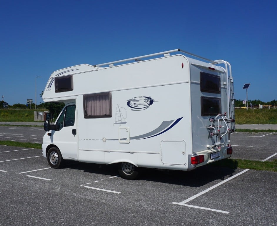 LMC Liberty G 561 Alkoof uit 2005 met 117.000km euro 4