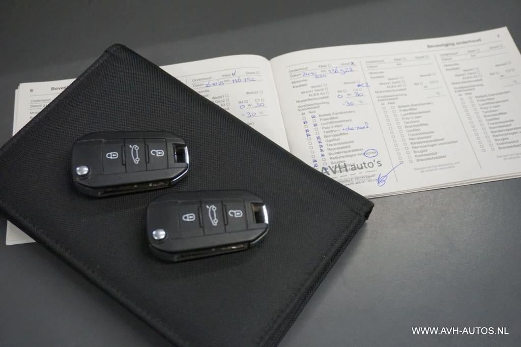 Opel Grandland X 1.2 turbo 120 jaar edition