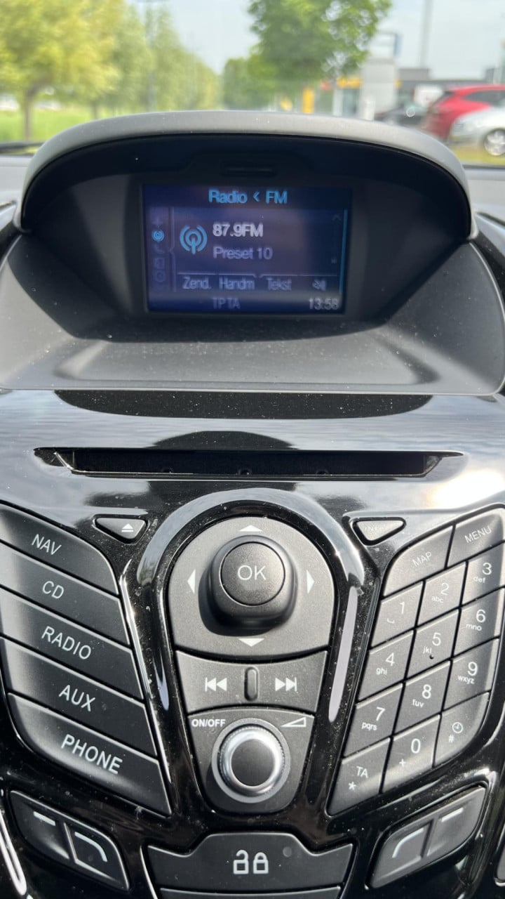 Ford B-max 1.0 ecoboost titanium