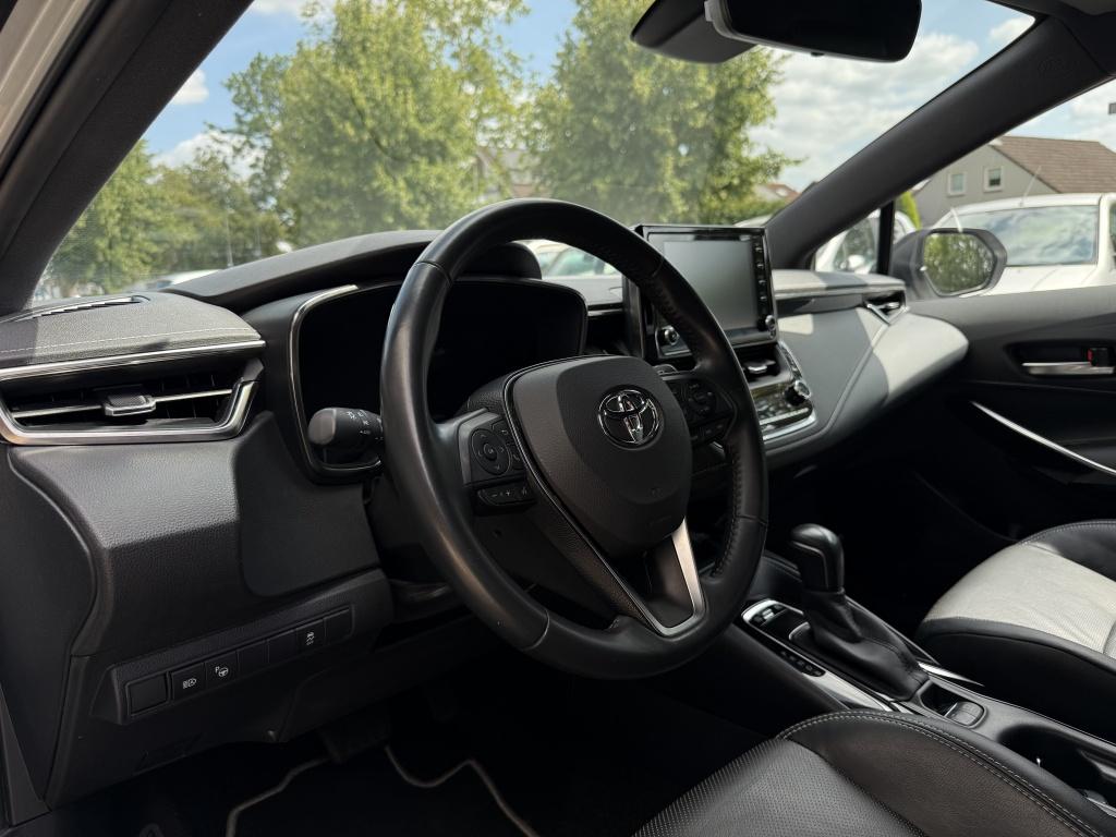 Toyota Corolla 1.8 hybrid gr-sport