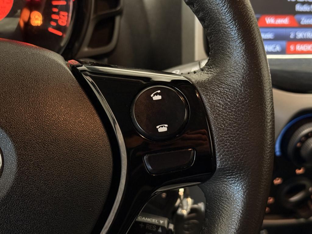 Toyota Aygo 1.0 vvt-i x-play 1e eigenaar - dealer onderhouden | cruise | ai