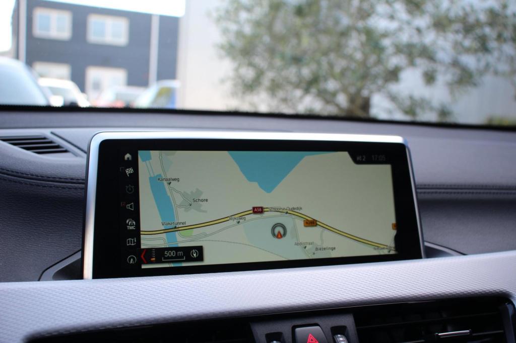 BMW X2 sdrive20i m-sport automaat - led - elek kofferklep - trekhaak - head