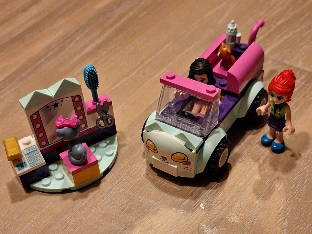 LEGO Friends 41439 Kattenverzorgingsauto met 2 poppetjes, kat en kitten