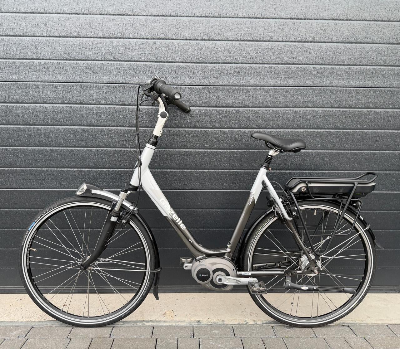 Prachtige Gazelle Orange | Bosch Middenmotor | 400WH | 61CM