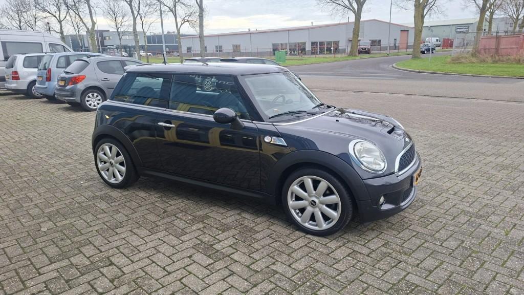 Mini Cooper 1.6 cooper s chili