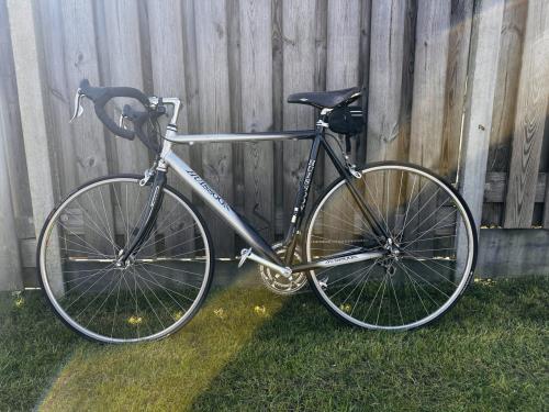 Te Koop: goede kwaliteit race fiets (Huissoon)