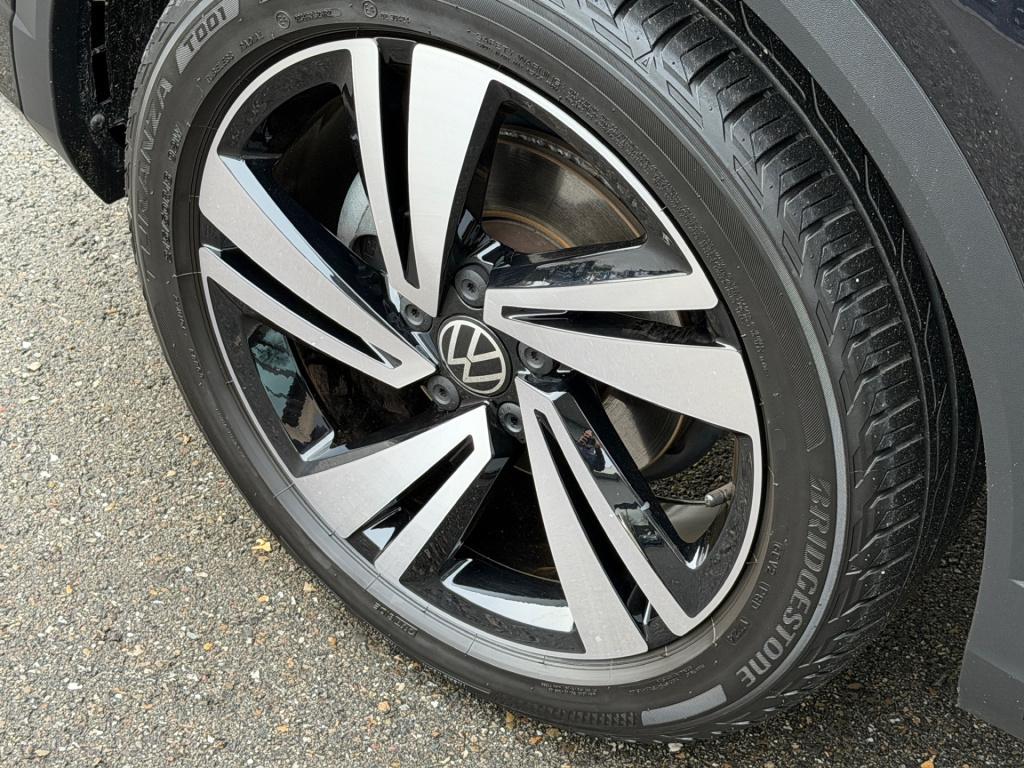 Volkswagen T-roc 1.5 tsi 150pk dsg r-line | camera | keyless | elek. achter