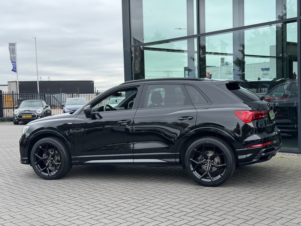 Audi Q3 35 tfsi 3x s-line * keyless * matrix led * carplay
