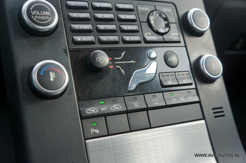 Volvo S80 2.5 t momentum automaat