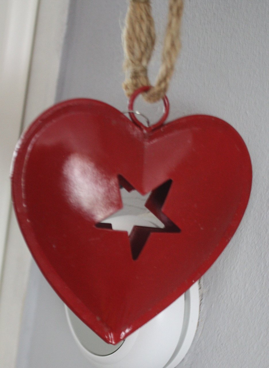 Rode metalen hart hanger