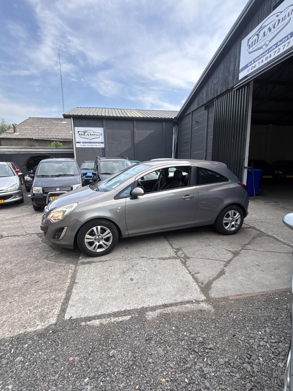 Opel corsa jaar apk