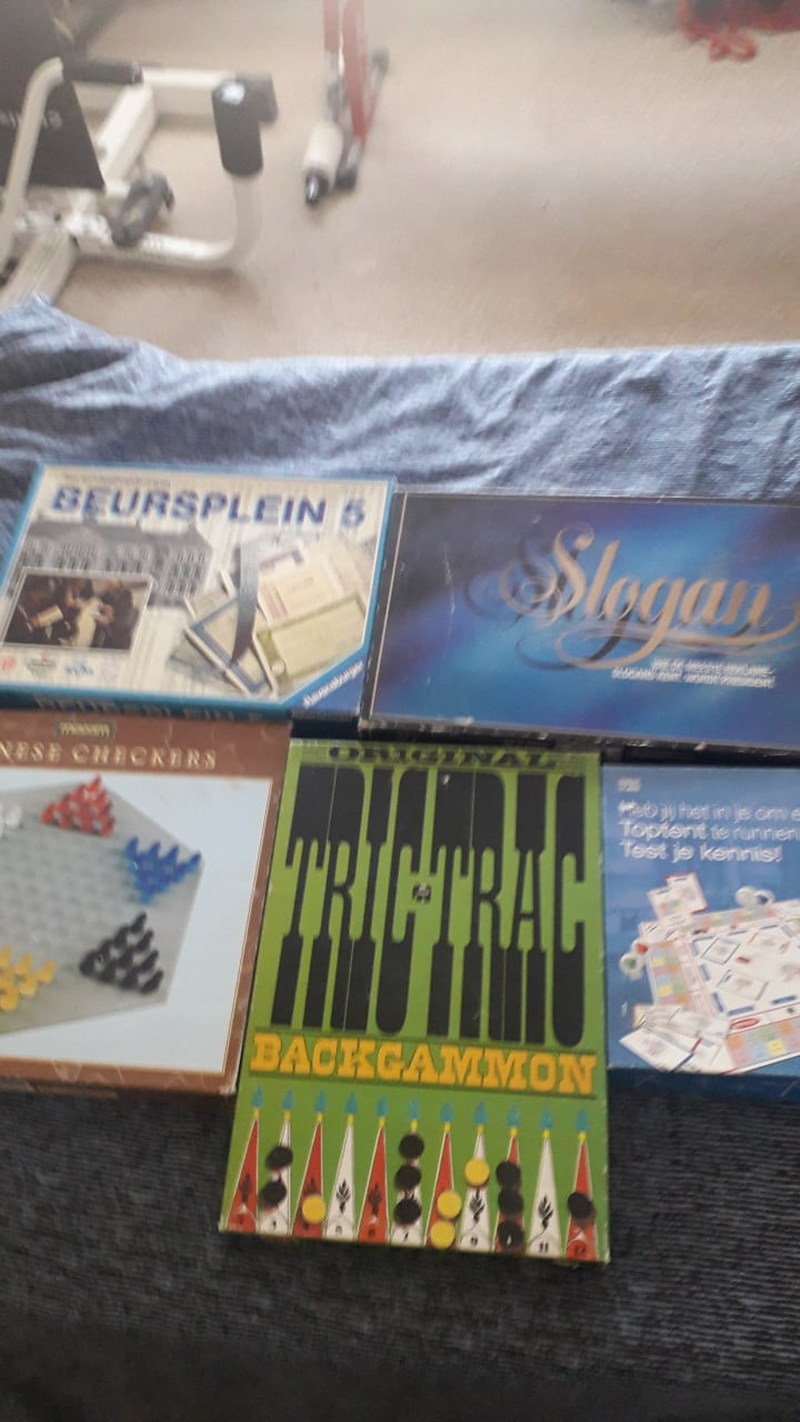 Bordspellen en spelmagazijnen