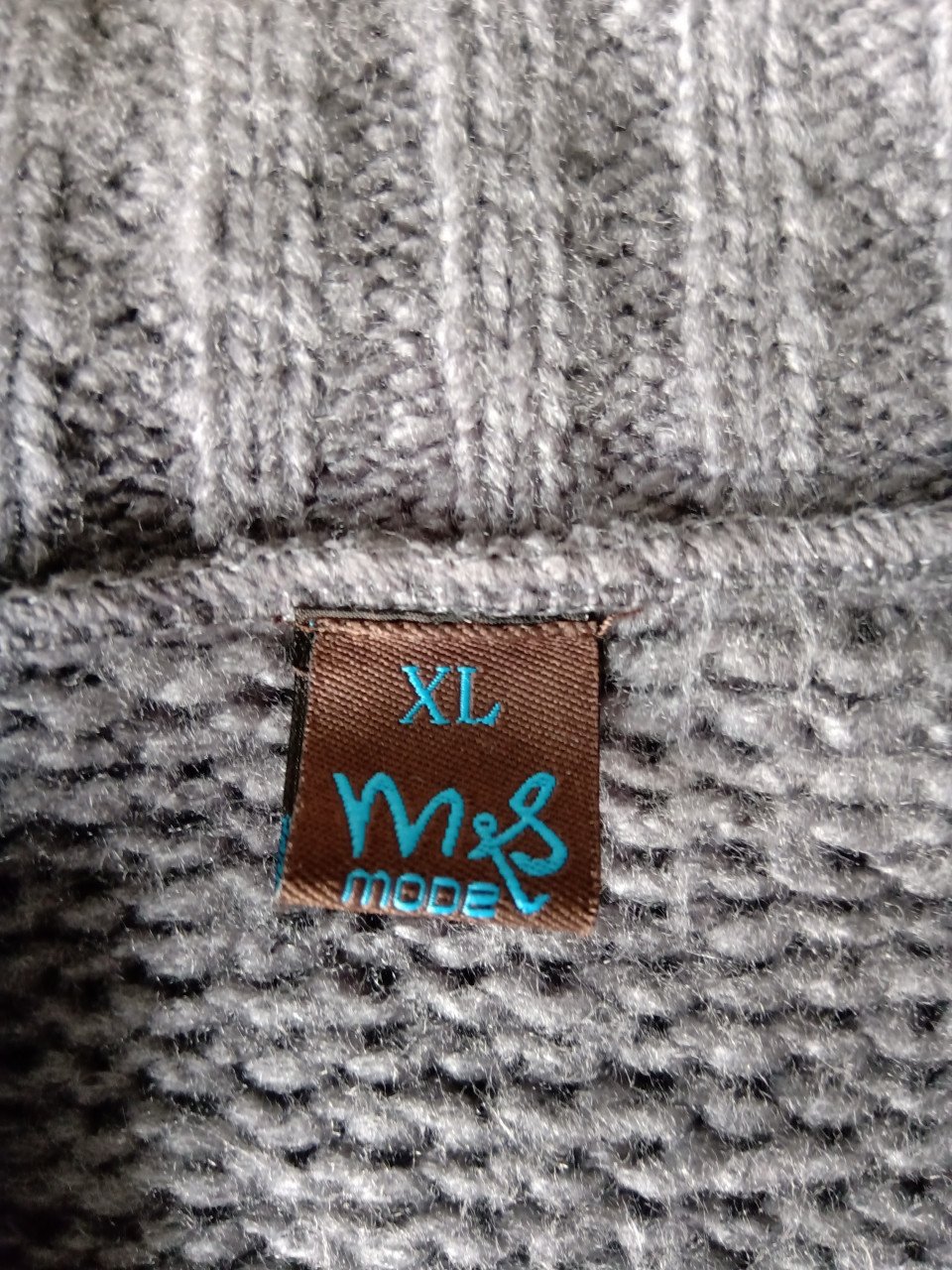 MOOI VEST (lekker zacht en warm voor de koude avonden)