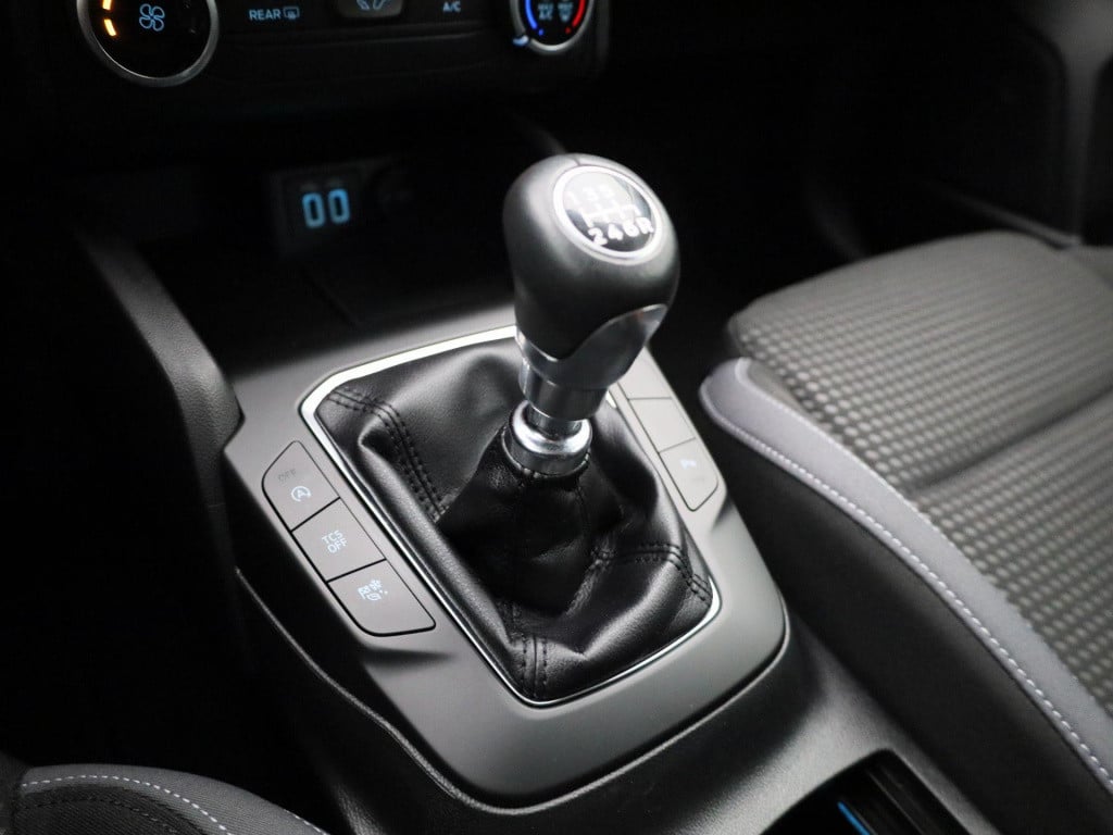 Ford Focus wagon 1.0 ecoboost hybrid trend edition business | cruise contro