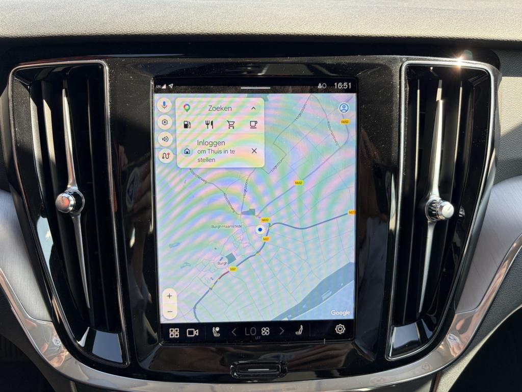 Volvo V60 2.0 b3 essential edition | trekhaak | winterpack