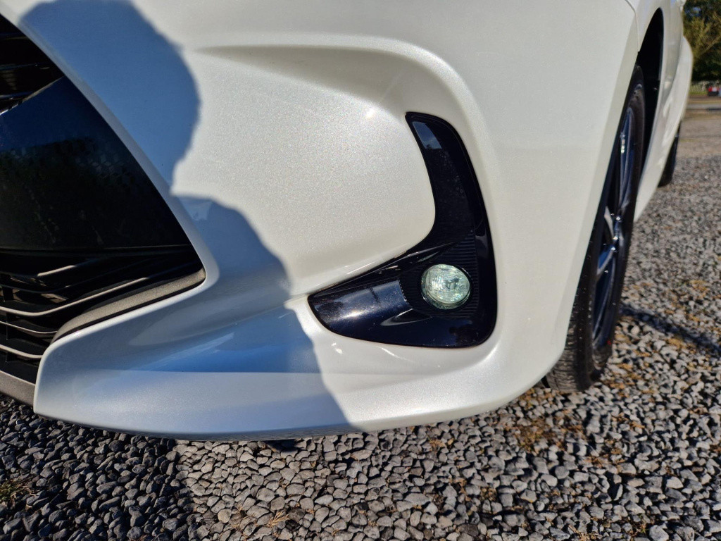 Toyota Yaris 1.5 hybrid first edition | automaat | adaptieve cruise control