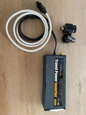 Omvormer van 12 naar 220V