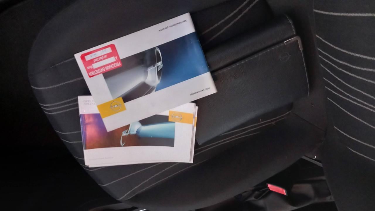 Opel CORSA 1.4 16v Enjoy 3drs bj:2007 airco lm-velgen apk 12-2026