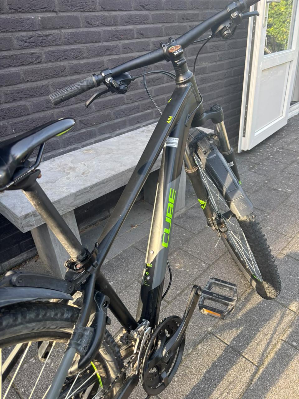 Stoere Cube Aim MTB 27.5 inch (ideaal voor 9-12 jaar)