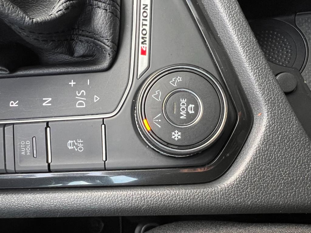 Volkswagen Tiguan 2.0 tsi 4motion r-line highline, virtual cockpit, trekhaa