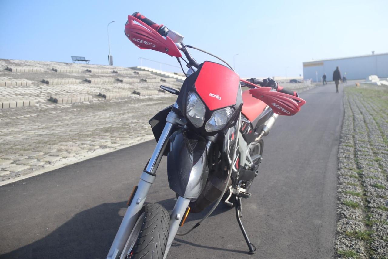 Debi Aprilia sx50 volledig gereviseerd!
