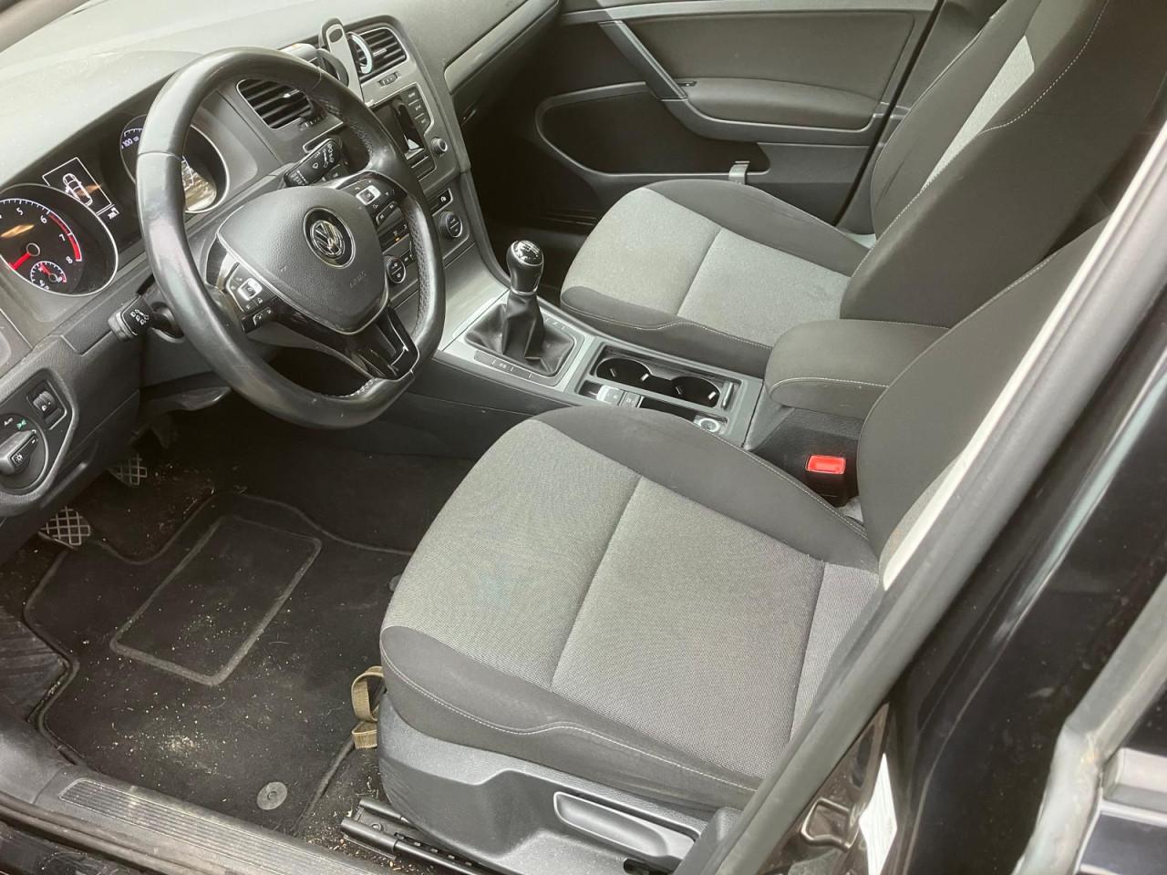 Volkswagen Golf 1.0Tsi