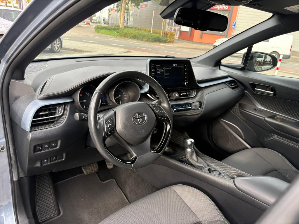 Toyota C-hr 1.8 hybrid business plus