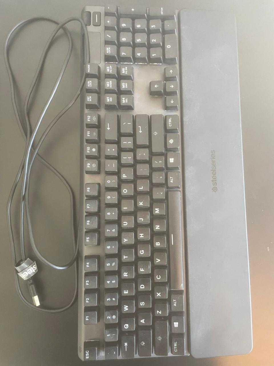 STEELSERIES Apex 5 Qwerty Gaming-toetsenbord