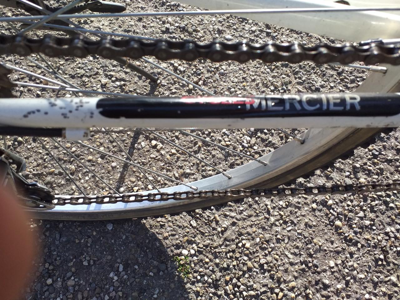 """VINTAGE DAMESRACEFIETS ""POULIDORE"" van MERCIER uit Frankrijk""